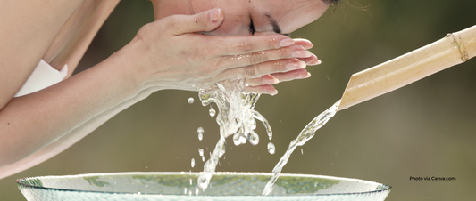 Should You Wash Your Face With Cold or Hot Water?